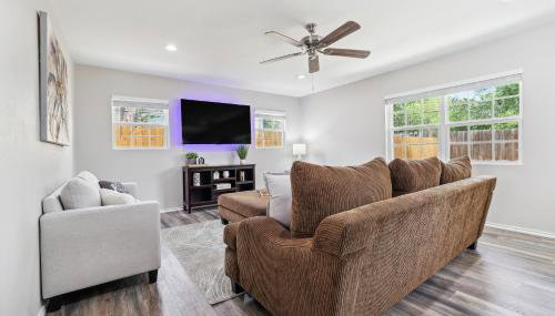 Spacious San Antonio Retreat with Private Patio! - Foto 1