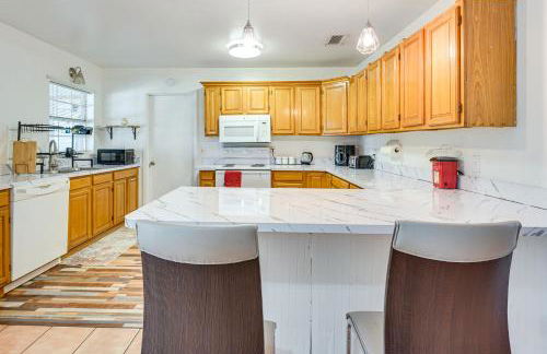 Hike and Fish! Wooded Family Getaway in Interlachen - Foto 2