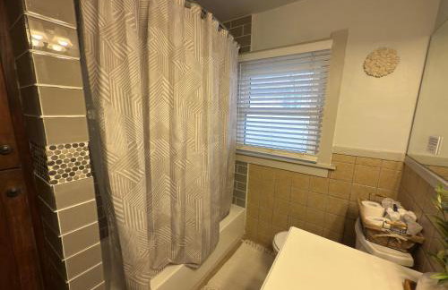 Cozy Craftsman Home Near UW and Downtown - Foto 40