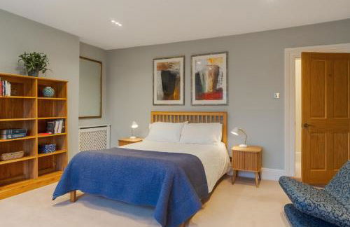 Stunning 6-bedroom countryside home - Photo 25