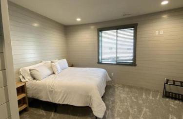 Dual Cabin- Yellowstone Family Retreat- Sled Hill - Foto 16