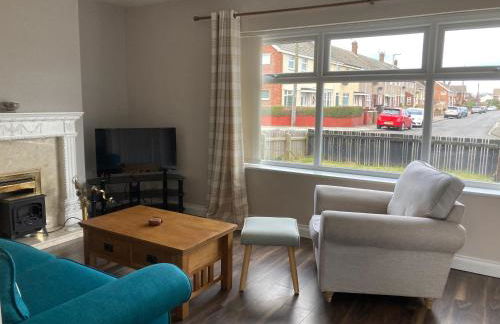 Challoner House - sleeps 5 - Photo 1