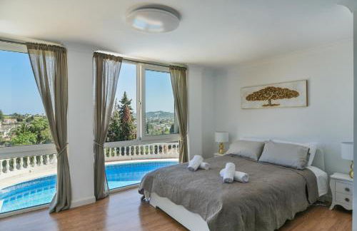 Heated pool and fantastic views BBQ Beach 5 mins - Photo 36