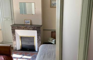 Et au pied coule une rivière, situation et vue idéales - Foto 9