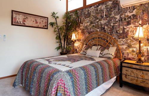 Artist Haven Meets Bali-esque Pool And Garden - Foto 17