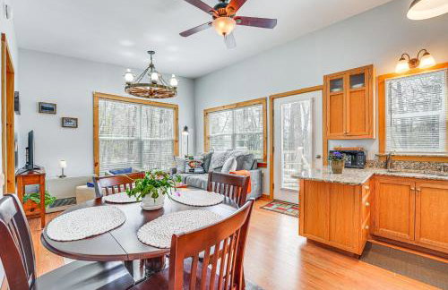 Private Dock and Deck Tranquil Dam Pond Cottage! - Foto 3