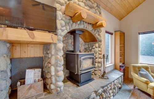 3 Mi to Lake Easton Sno-Park Family Cabin Escape! - Foto 5