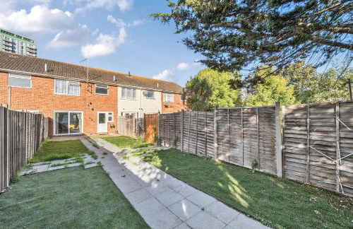 Luxury 3-Bedrooms House With Parking - Foto 22