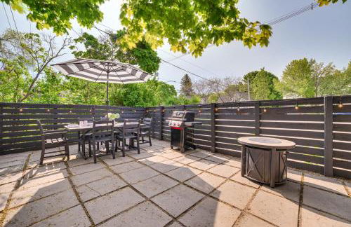 Walk to Dtwn Cozy Home with Fireplace in Charlevoix - Foto 25