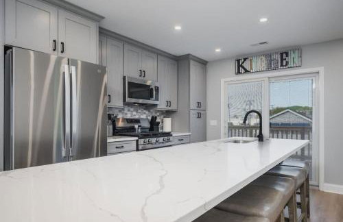 Harbor Clubhouse Modern Waterfront with Hot Tub and Pet Friendly - Foto 7