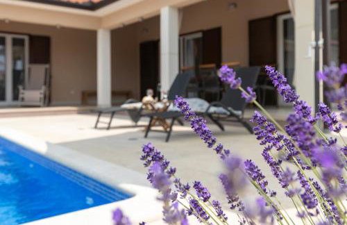 Luka's house - Photo 16