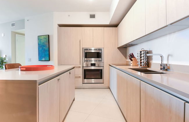 Luxury Miami Condos – Ocean & City Views - Foto 76