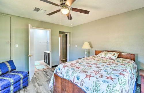 Centrally Located Lawton Home Dogs Welcome! - Foto 14