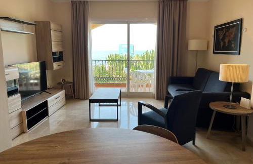 Fantástico Apartamento con vistas al mar zona Club la Costa Castillo Fuengirola - Photo 11