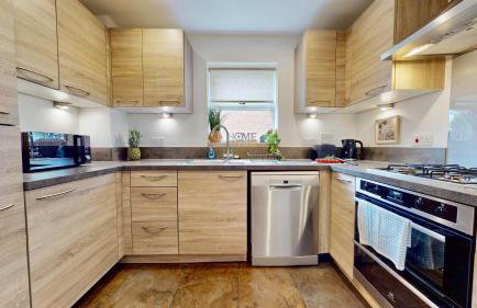 Weldon Road - Townhouse Overlooking the Park with Parking - Foto 39