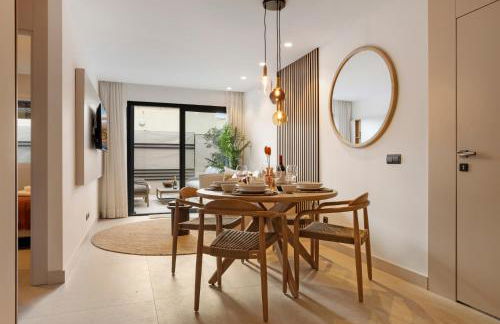 Stylish 2BR in Estepona, Walk to Beach & Old Town - Photo 7