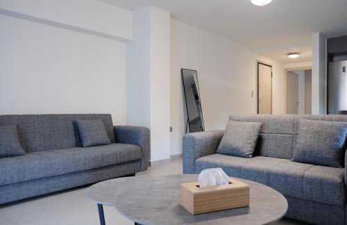 Poseidon 77B Luxury Residences - Photo 43