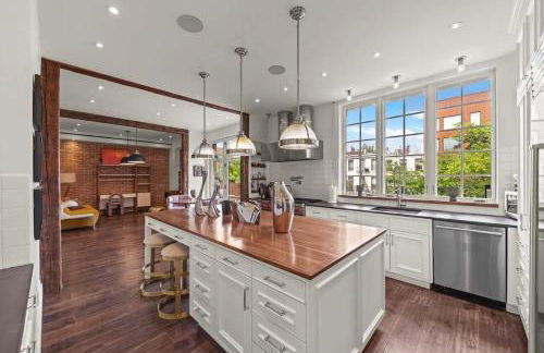 399- Luxury 6BR 5Baths Townhouse with Garage in Carroll - Foto 22