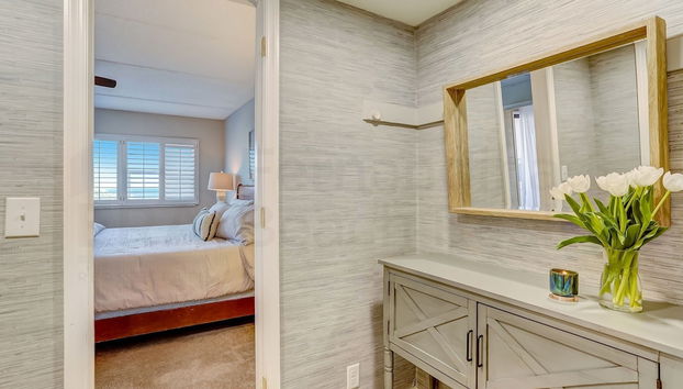 Renovated & Beautiful! Enjoy the amazing views from this oceanfront condo with Fishing Pier! 220 Amelia by the Sea - Foto 5, Habitación