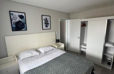 Flat lindo com piscina e linda vista da cidade - Foto 32