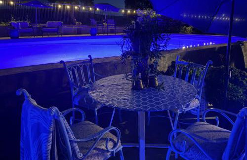 Rio Bravo Country Club Home in Bakersfield with Pool - Photo 38