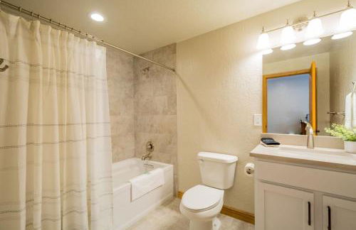 Brighton Chalet Utah Entire 9 Bedroom House - Foto 36