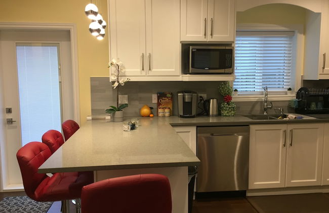 Arbutus Rose House by Elevate Rooms - Photo 3