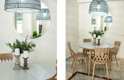 Sensational and Exotic 3-Bedroom Retreat in Nueva Andalucia with a Palm Garden - Foto 11