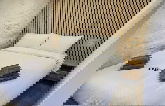 Lodge House - Photo 3