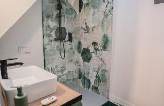 L'Amazone - Jungle Room avec Jacuzzi - Foto 3