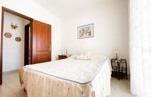 Retreat with Terrace and View in Espiche #1887 - Foto 3