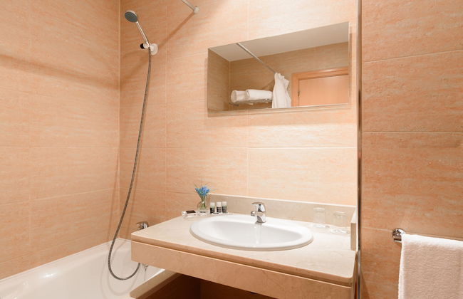 Apartahotel Exe Campus San Mamés - Foto 32