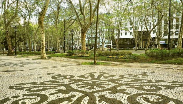 Lisbon Half Day Shopping Tour - Photo 5