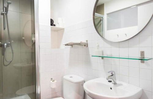 Old City Beach House - Photo 19