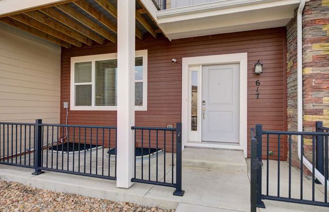 Marbella Lane Executive Townhome, 20 mins to Boulder - Photo 13