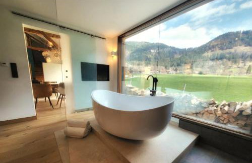 stylische Alpenlounge mit Pool, Blockhaus-Sauna und Jacuzzi für bis zu 12 Personen - Foto 29