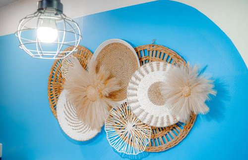 Roasted Blue - 8 min to KU & Mass - Photo 26