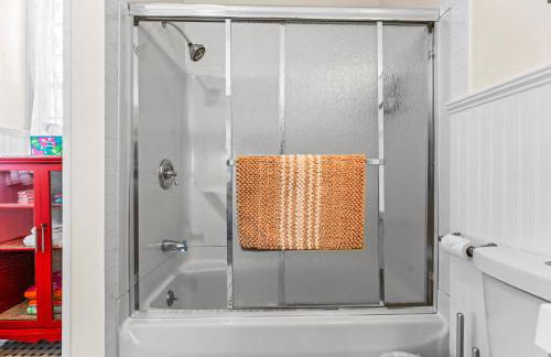 Mystic Riverfront Captain's Home - Foto 15