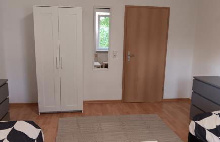 Crew Quartier ALL-INCLUSIVE Serviced Apartment 3 Schlafzimmer mit Küche und Bad in Krostitz Leipzig - Foto 6