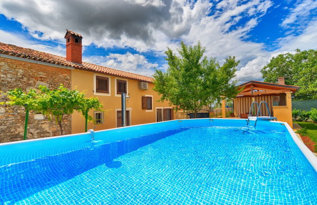 House 1735 - Photo 44