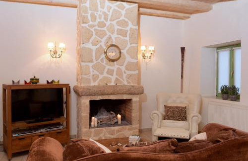 Glavounos House - Photo 16
