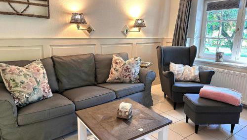 Sky & Sand Homes Sturmmöwe I Reetdach-Refugium mit Parkgarten in SPO - Photo 2