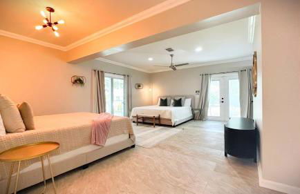 Luxury Jupiter Farm Getaway Pool, BBQ, Game Shed - Foto 11