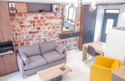 Maison avec terrasse plein sud à 7 min de la gare - Photo 3