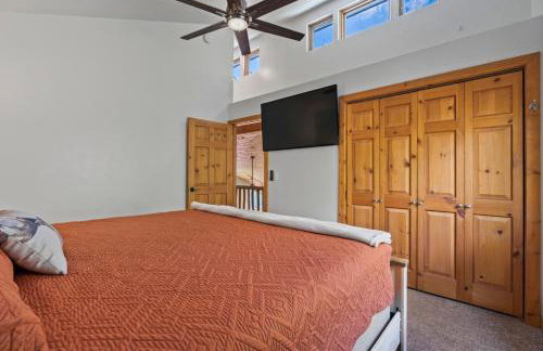 Secluded Mtn home by Purg, Hot Tub, Views! Pets ok - Foto 27