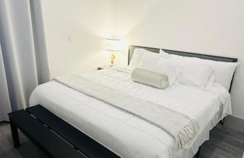 Newly Built Stylish Modern 2B In LA - Foto 27