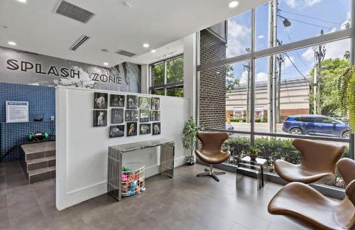 Beautiful 1BD - 5Min DT, Gym, Parking, W-D - Sleeps 6 - Foto 15