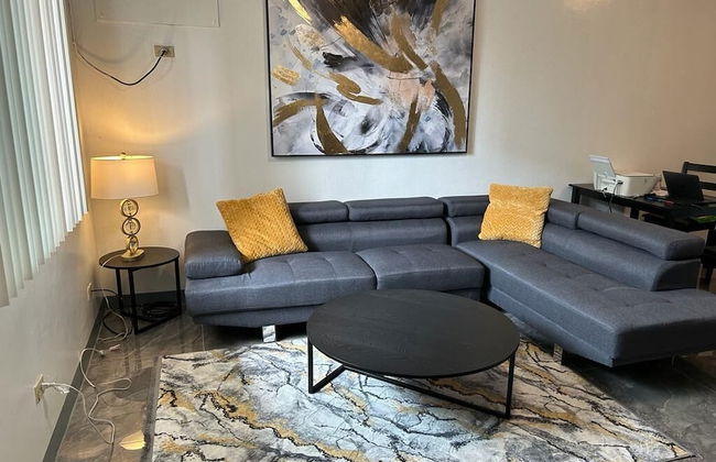 Beautiful Condos Near Private Beach - Foto 13