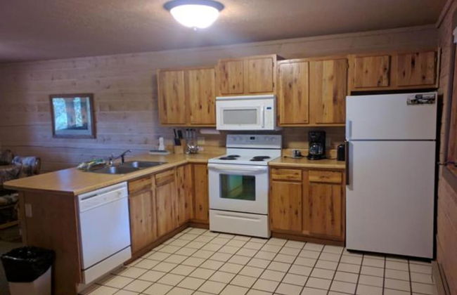 Cabin Share Phase 1 - Photo 5