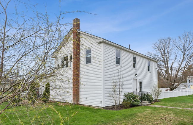 The Coastal Nest Stay for 5! - Photo 21